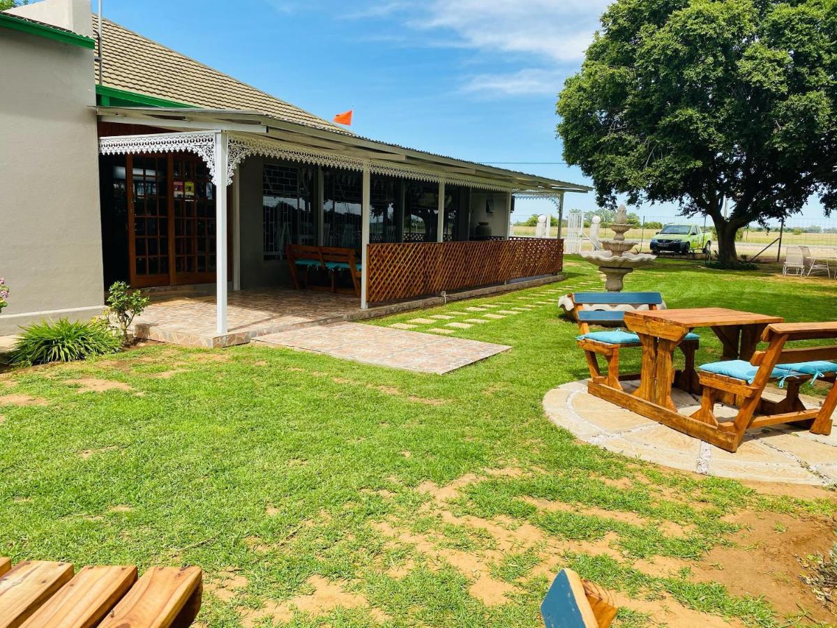 Biekiesvlei Hotel Lichtenburg Exterior photo